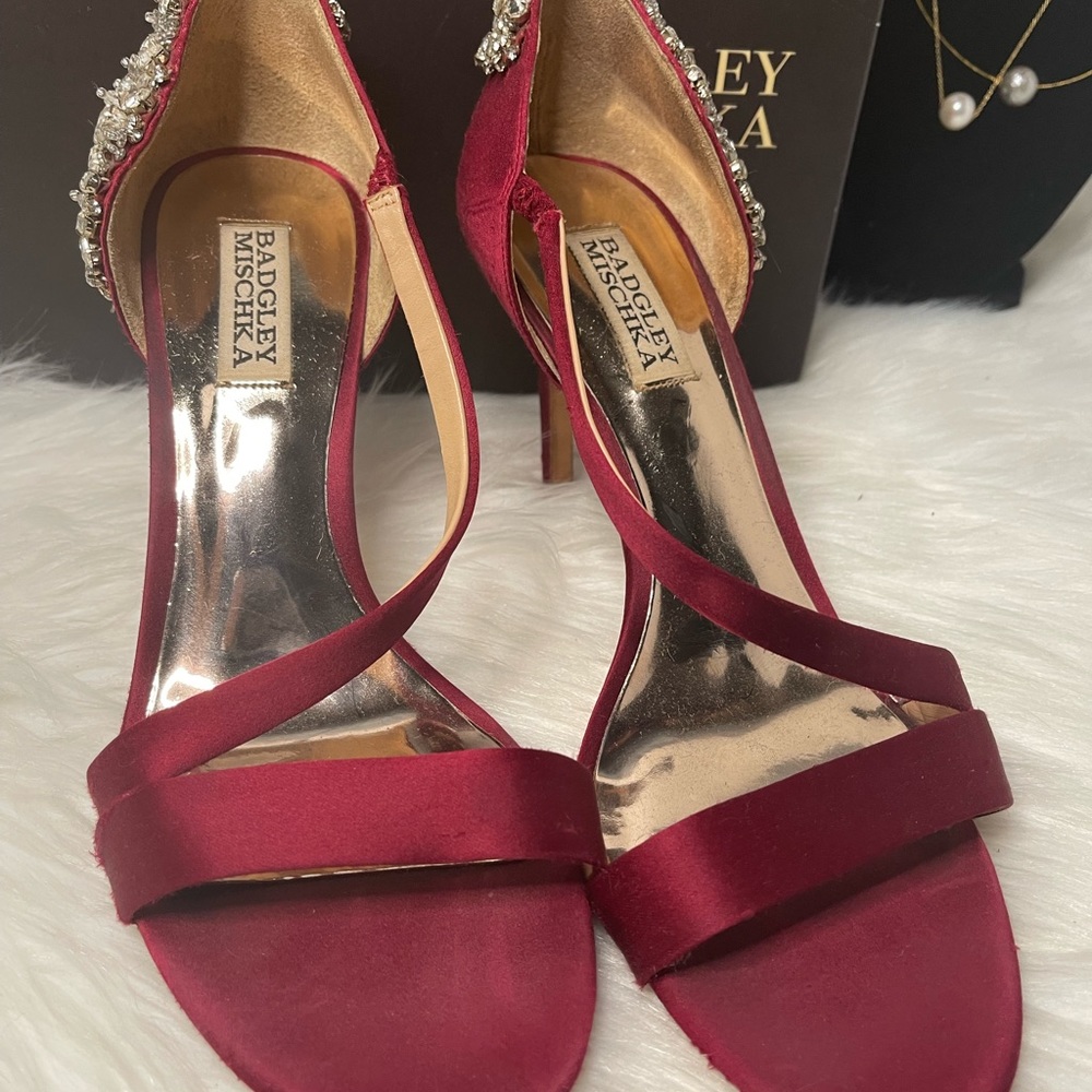 Authentic Badgley Mischka Heels - Picture 4 of 9
